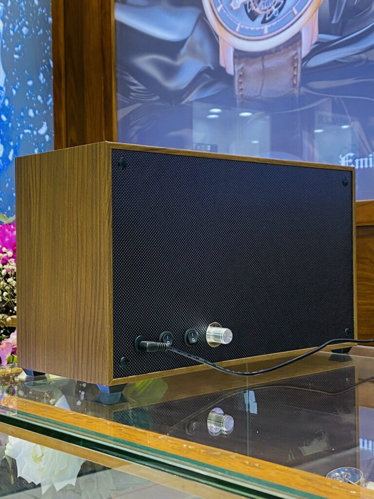 Hộp Xoay Đồng Hồ Cơ Giá Rẻ 6 Ô (1)
